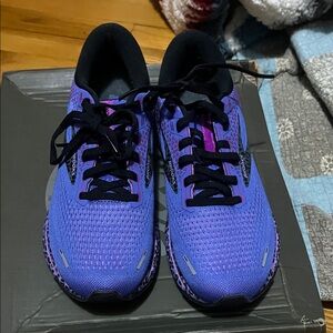 Brooks Vibrant Purple Athletic Shoes